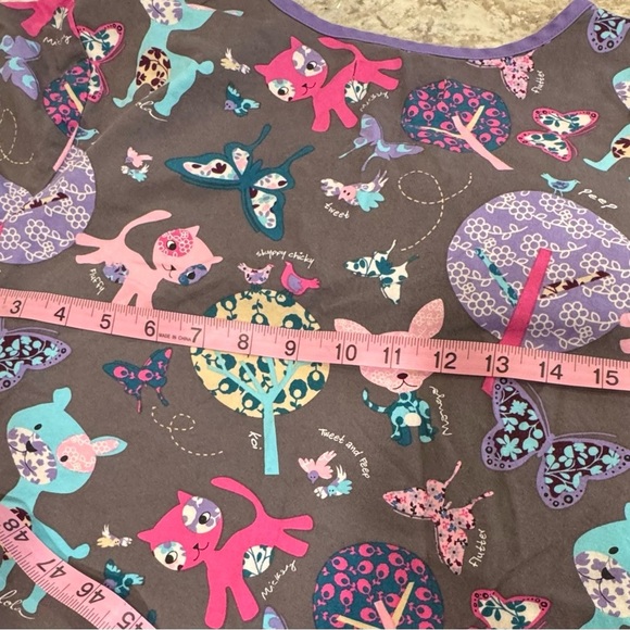 Koi by Kathy Peterson Printed Scrub Top Size L F1.2 - Picture 9 of 10